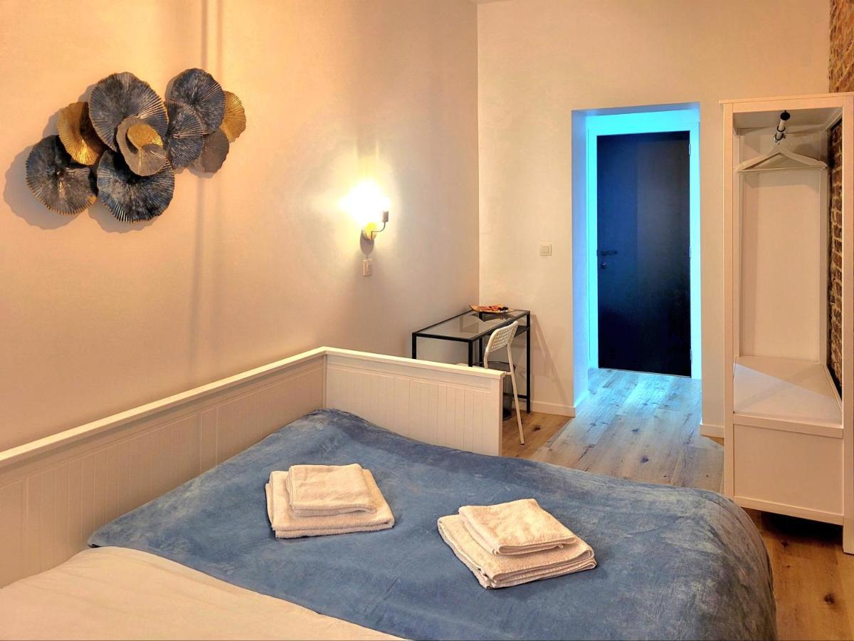 Brand New Camelia Room With Private Bathroom Βρυξέλλες Εξωτερικό φωτογραφία