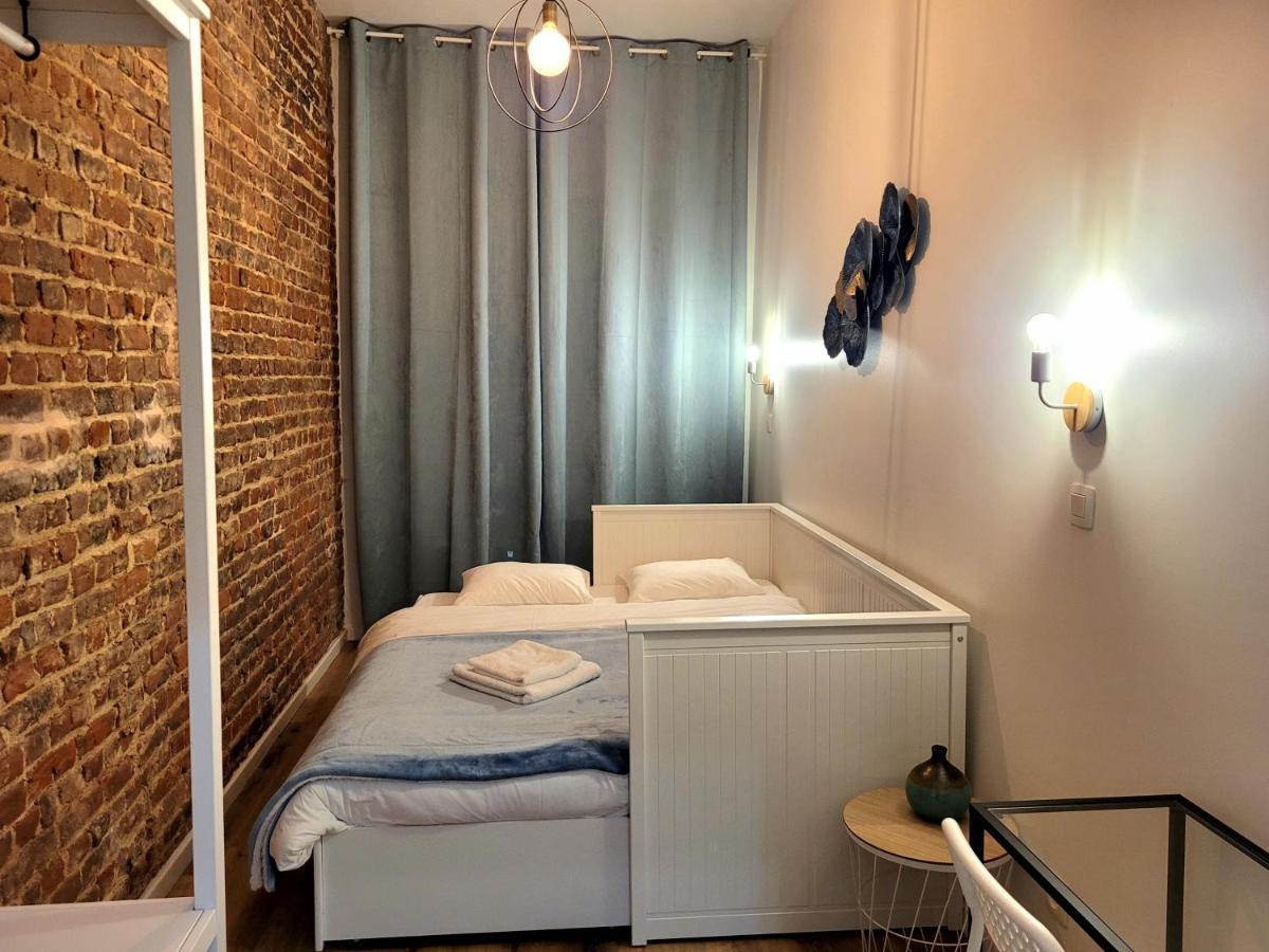 Brand New Camelia Room With Private Bathroom Βρυξέλλες Εξωτερικό φωτογραφία