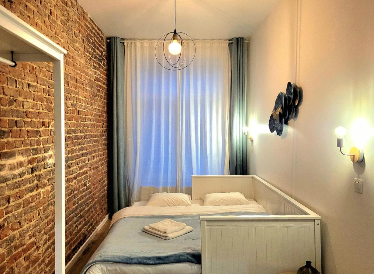 Brand New Camelia Room With Private Bathroom Βρυξέλλες Εξωτερικό φωτογραφία